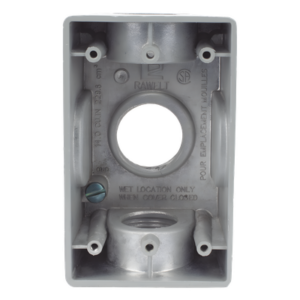 Caja Condulet FS de 1" (25.4 mm ) con tres bocas una arriba y una atrás a prueba de intemperie.