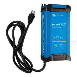 Blue Smart IP22 12/30 / Cargador de Baterías 12V, 30A / Para Ambientes Marinos y Terrestres. /  Bancos de 120 a 300 Ah