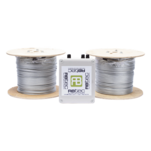 Cable Sensor Perimetral IRONCLAD / 610 m (2,000 ft) / 2 Zonas / Cerca Ciclónica / Sin Falsas Alarmas por Viento / Tarjeta LPU400 / Calibración por Software