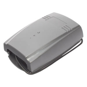 Receptor Inalámbrico Programable Externo de 3 Canales para Controles AccessPro  /  Permite Eliminar Controles Individualmente
