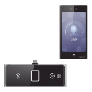 Terminal Facial Min Moe WiFi con pantalla de 7" y Lector de Huellas, Códigos QR y Bluetooth /  Exterior IP65 / 10,000 rostros y 50,000 tarjetas / Soporta módulo lector de Huella, QR y Bluetooth / HIK-IA