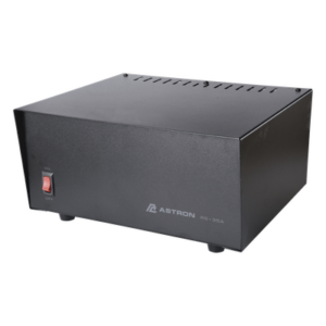 Fuente de Poder Lineal / 13.8 Vcc 35 A / Regulación Electrónica / Disipador Térmico / Voltaje Universal / Alta Potencia